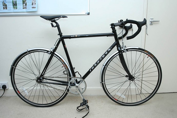 Ridgeback shop road bike